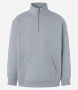 Buzo de algodón y poliéster color celeste pálido, con cuello alto que se cierra con cremallera, mangas largas y bolsillo canguro frontal.