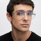 Lentes blueblocker con armazón de estilo aviador en color transparente. Cuentan con protección contra luz azul y rayos UV400, fabricados en material bio-based.