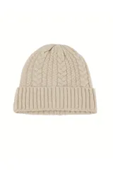 Gorro de lana tejido con diseño de ochos y borde acanalado.