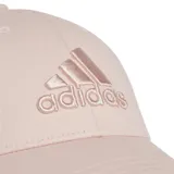 Gorra de béisbol Adidas color rosa pálido con logo bordado en el frente.