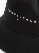 Gorro tipo bucket negro de sarga de algodón, con costuras texturizadas en el ala y el logo lineal de Tommy Jeans bordado en la parte delantera.