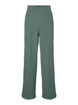 Pantalón wide leg de tiro alto negro, con pinzas y costuras frontales marcadas.