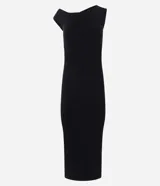 Vestido midi de algodón con escote hombro a hombro, sin mangas, diseño ajustado y drapeado lateral.