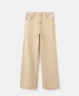 Jeans de corte recto en color beige claro, con tiro medio y diseño clásico de cinco bolsillos.