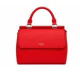 Cartera de mano David Jones color rojo, con solapa frontal y asa superior rígida. Incluye herrajes metálicos plateados y el nombre de la marca grabado en la parte frontal.