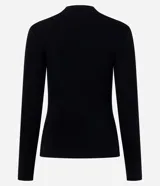 Suéter negro de corte ajustado, confeccionado en punto canalé con diseño de manga larga y cuello alto tipo Perkins. Presenta una textura acanalada que se adapta cómodamente a la silueta.