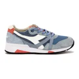 Championes Diadora Heritage Italia, color azul marino y negro con detalles en gris y blanco.