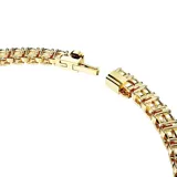 Pulsera dorada con cristales blancos engarzados.