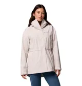 Campera impermeable Columbia modelo Hikebound II, color beige claro, con cuello alto, cierre frontal oculto y puños ajustables con velcro. Presenta el logo de la marca bordado en el pecho y tecnología Omni-Tech en la manga.