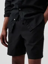 Short de lino negro para hombre, de 7 pulgadas de largo, con cordón ajustable en la cintura y bolsillos laterales.