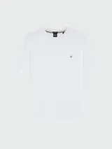 Remera de corte regular, color negro, con cuello redondo y detalle de monograma metálico en el pecho.