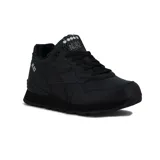 Championes casuales Diadora modelo N.92 L, color negro, con detalles en blanco en la lengüeta y el talón.