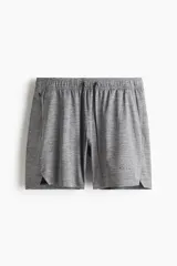 Short deportivo gris jaspeado, de corte estándar, confeccionado en tejido funcional DryMove™ con elástico revestido y cordón ajustable en la cintura. Presenta bolsillos al bies, un bolsillo con cierre en una costura lateral y aberturas cortas en el bajo.