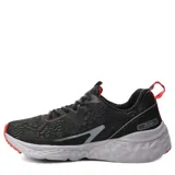 Championes deportivos Push modelo Sili, color negro con detalles en rojo y suela blanca. Presentan diseño de malla transpirable, cierre con cordones y refuerzos laterales.