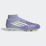 Championes de fútbol Adidas F50 Sparkfusion League para mujer, color lila con detalles en blanco y amarillo neón. Presentan un diseño de caña alta tejida y suela con tapones de colores contrastantes.
