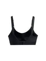 Top deportivo Under Armour Infinity Mid 2.0 de sujeción media, color negro. Presenta almohadillas moldeadas, paneles laterales de malla para ventilación, banda elástica inferior y tirantes ajustables convertibles.