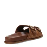 Sandalias planas Bottero para mujer, de tipo slide, color marrón. Presentan dos tiras con textura trenzada, cada una con hebilla metálica dorada decorativa y ajustable. Tienen plantilla anatómica y suela dentada.