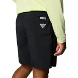 Short de secado rápido con protección solar UPF 50, diseñado para actividades acuáticas y pesca. Cuenta con cintura elástica ajustable con cordón, trabillas para cinturón, bolsillos laterales de malla y un bolsillo trasero con cierre.