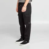 Pantalón jogger negro con bolsillos cargo con solapa, corte slim y puños elásticos.