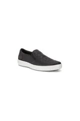 Zapatillas Ecco Soft 7 M Woven color negro con capellada de cuero tejido y suela blanca.