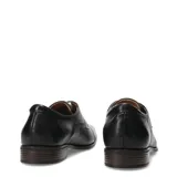 Zapato de vestir Democrata modelo Madison, color negro, con cordones y puntera reforzada. Diseño clásico con suela de madera y cuero sintético de alta calidad.