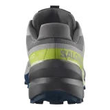 Championes Salomon Speedcross 6 de color negro, diseñados específicamente para trail running. Presentan una estructura robusta y técnica, capellada sintética y textil con refuerzos termosellados, sistema de cordones de ajuste rápido Quicklace y suela con tacos profundos para máxima tracción en terrenos difíciles.