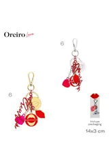 Llavero dorado con mosquetón y argolla, decorado con múltiples dijes colgantes esmaltados en tonos rojo y fucsia con motivos de labios y corazones.