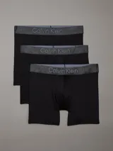 Pack de tres bóxers negros de microfibra suave con cintura elástica gris con el logo de Calvin Klein.