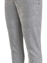 Pantalón de jogging gris con cintura elástica ajustable con cordón, bolsillos laterales y logo de la marca bordado en el lateral.