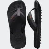 Ojotas Havaianas Track Plus color beige con tiras anchas en tonos beige y blanco.