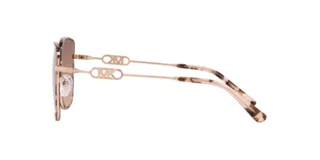 Lentes de sol Michael Kors modelo 1129J col 110813, con montura cuadrada de acetato color carey y lentes marrones degradadas.