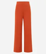 Pantalón pantalona femenino Marfinno de corte amplio y fluido, confeccionado en tejido acanalado con textura vertical y cintura elástica.