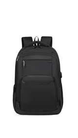Mochila porta laptop color negro, con múltiples compartimentos con cierre, bolsillo frontal, bolsillos laterales de red y correas ajustables acolchadas.