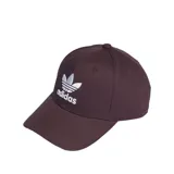 Gorro Adidas color bordó con logo bordado en blanco en el frente.