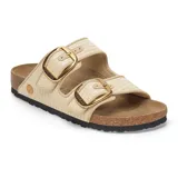 Sandalias Birkenstock Arizona Big Buckle de dos correas en material estilo rafia color natural, con grandes hebillas metálicas doradas, plantilla anatómica de corcho y suela de EVA negra.