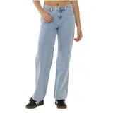 Pantalón de jean celeste claro, corte recto y tiro alto.