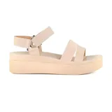 Sandalias con plataforma color nude, con tiras anchas y elásticas.