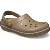 Zuecos Crocs modelo Crocband™ en color lila claro con plataforma blanca y una línea decorativa morada. Presentan el diseño clásico con orificios de ventilación y tira trasera ajustable.