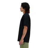 Remera de algodón color negro, de corte holgado y manga corta, con logo de la marca bordado en el pecho.