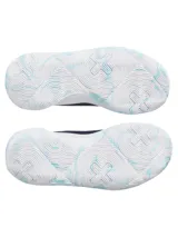Championes de básquet Under Armour modelo Jet 23, con diseño en tonos azules y blancos. Presentan una parte superior de materiales mixtos para mayor durabilidad y transpirabilidad, entresuela Micro G para amortiguación y suela de goma con patrón de tracción anatómico.