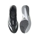 Zapatillas de running Adidas Adizero Boston 13, color negro con detalles en gris y las tres tiras características de la marca en color plateado.