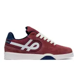 Championes urbanos Öus modelo Cuoro, color bordó con detalles en blanco y azul marino. Confeccionados en gamuza y malla, con logo lateral característico y suela de goma blanca.