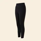 Legging deportivo negro de tiro alto con diseño de cintura cruzada en forma de V, confeccionado en tejido elástico y ajustado.