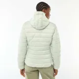 Campera ligera acolchada con capucha, de diseño liso y cierre frontal con cremallera. Presenta un acabado acolchado horizontal y ajuste entallado.