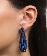 Aros colgantes azules con forma de cadena, realizados artesanalmente en Italia con impresión 3D.