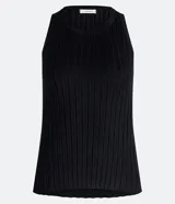 Blusa musculosa negra de tejido de punto acanalado, con escote redondo y tirantes anchos, de corte ajustado y diseño liso.