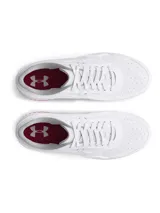 Championes Under Armour modelo Court 96, de diseño urbano y deportivo. Presentan una parte superior de cuero blanco con detalles perforados, entresuela blanca con inserción roja en el talón y suela de goma azul.