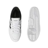 Championes urbanos Adidas Break Start Bold, color blanco con las tres rayas características de la marca en negro y detalles en negro en el talón. Tienen una suela de plataforma elevada.