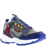 Championes de trekking Topper con diseño robusto, confeccionados en una combinación de malla gris y paneles de cuero sintético en tonos azul, bordó y gris. Presentan suela dentada blanca y azul, cordones reforzados y detalles en amarillo.