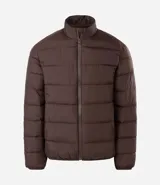 Campera masculina de microfibra ultraligera, con diseño acolchado, cuello alto y cierre frontal por cremallera. Cuenta con bolsillos laterales y acabado liso.